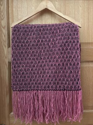 Huck lace shawl